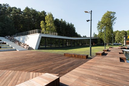 Marina nad Jeziorem Krzywym