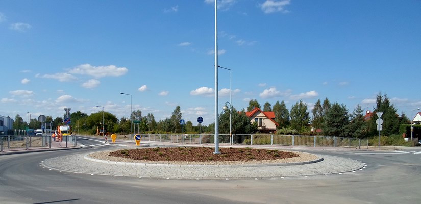 Nowo otwarte rondo w Jabłonnej Nowo otwarte rondo w Jabłonnej