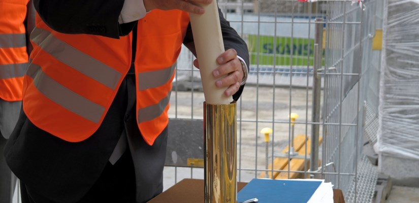 Wmurowanie kamienia węgielnego na budowie Nowej Kreślarni Wmurowanie kamienia węgielnego na budowie Nowej Kreślarni