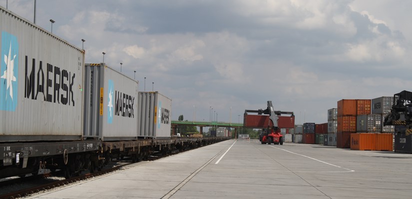G:\DEP\Communication\95___Komunikacja_Zewnetrzna\30___Baza_kontraktów\2015\MF\Wielkopolskie\Terminal Cargo_Franowo\press tour_zdjecia\IMG_6310 G:\DEP\Communication\95___Komunikacja_Zewnetrzna\30___Baza_kontraktów\2015\MF\Wielkopolskie\Terminal Cargo_Franowo\press tour_zdjecia\IMG_6310